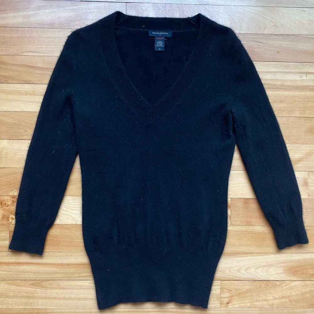 Banana Republic cashmere sweater